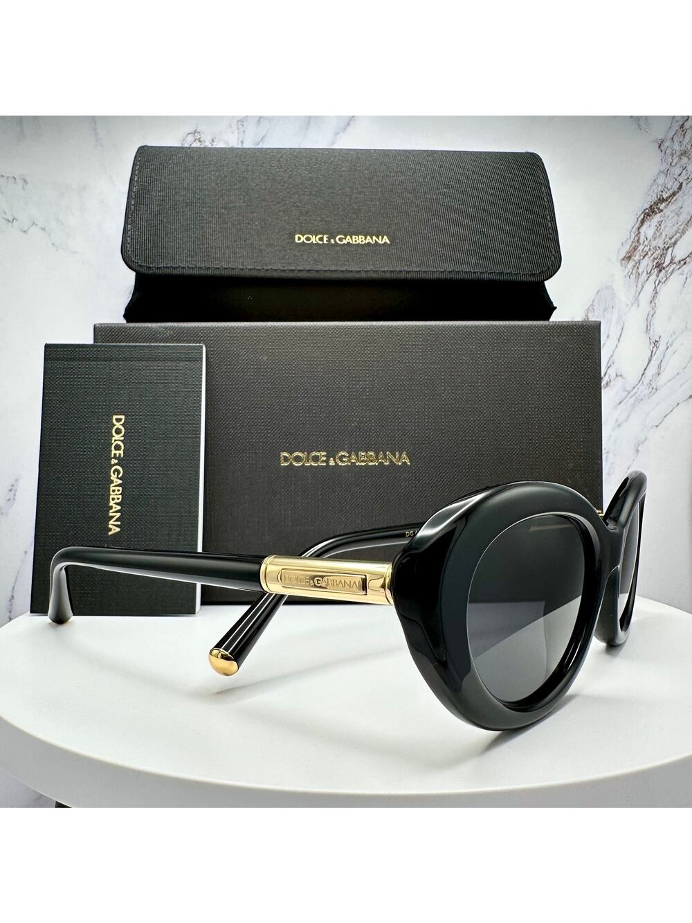 New Dolce & Gabbana Sunglasses Black Oval Cat Eye Gold Metal Logo 54-18